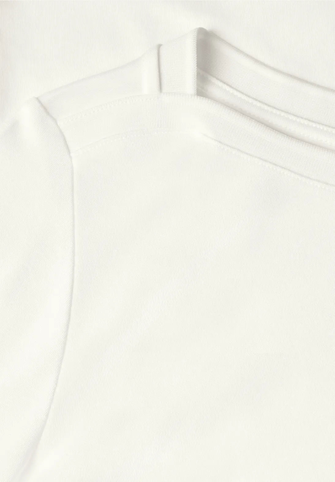 Street-one basic top with boat neck