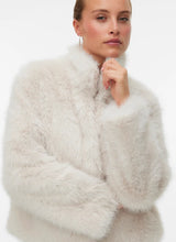 Load image into Gallery viewer, Vero Moda Monroe Fur Jacket
