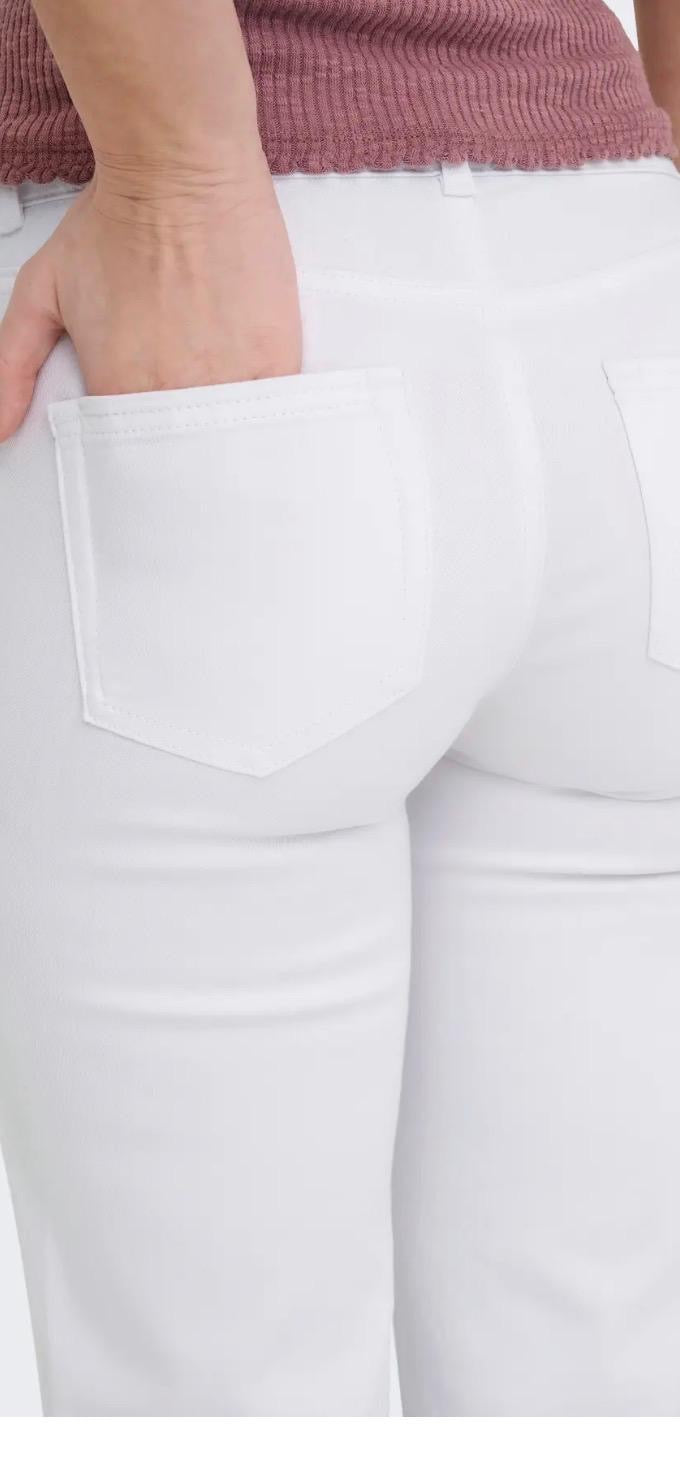 Only Blush Mid Straight Leg Jean