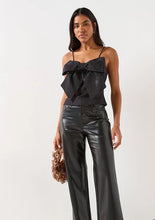 Load image into Gallery viewer, Only Ginie Bow Strap Top
