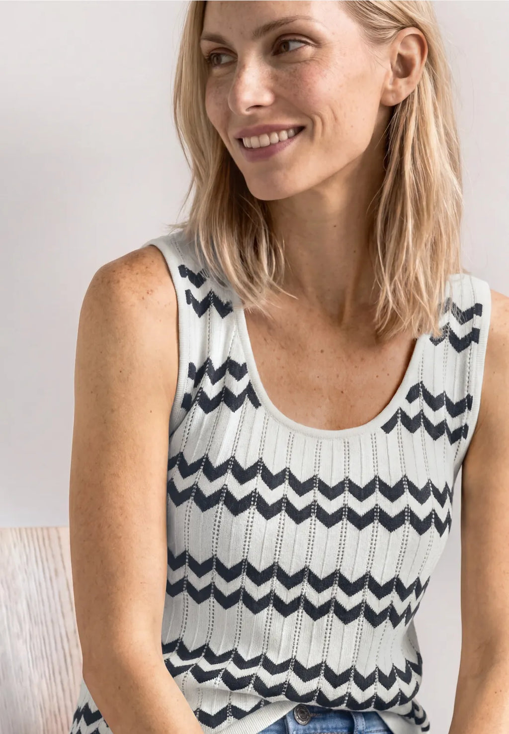 Street-One Knitted top with zig zag pattern