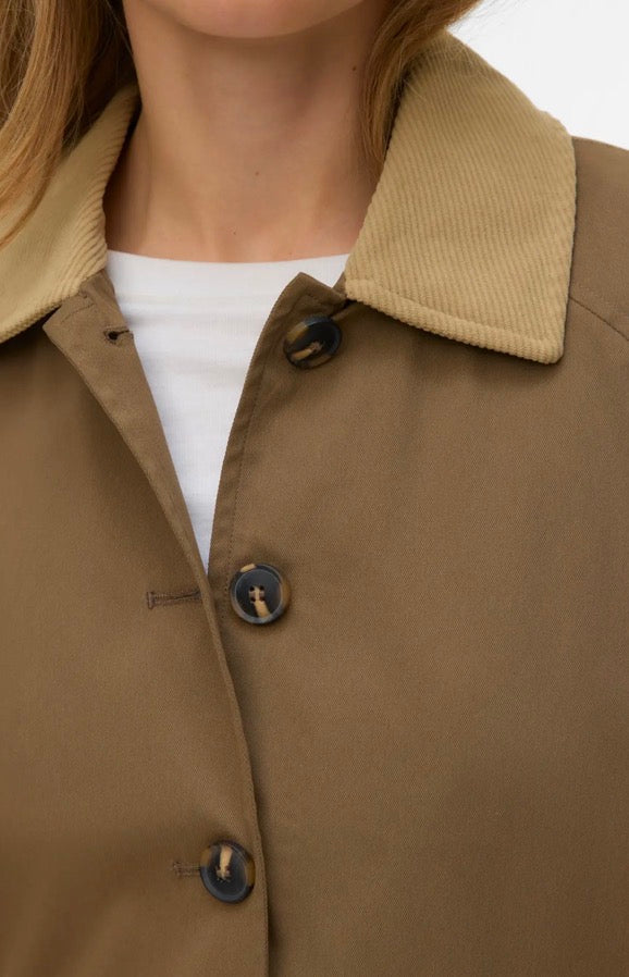 Vero Moda Chelseafia Short Jacket