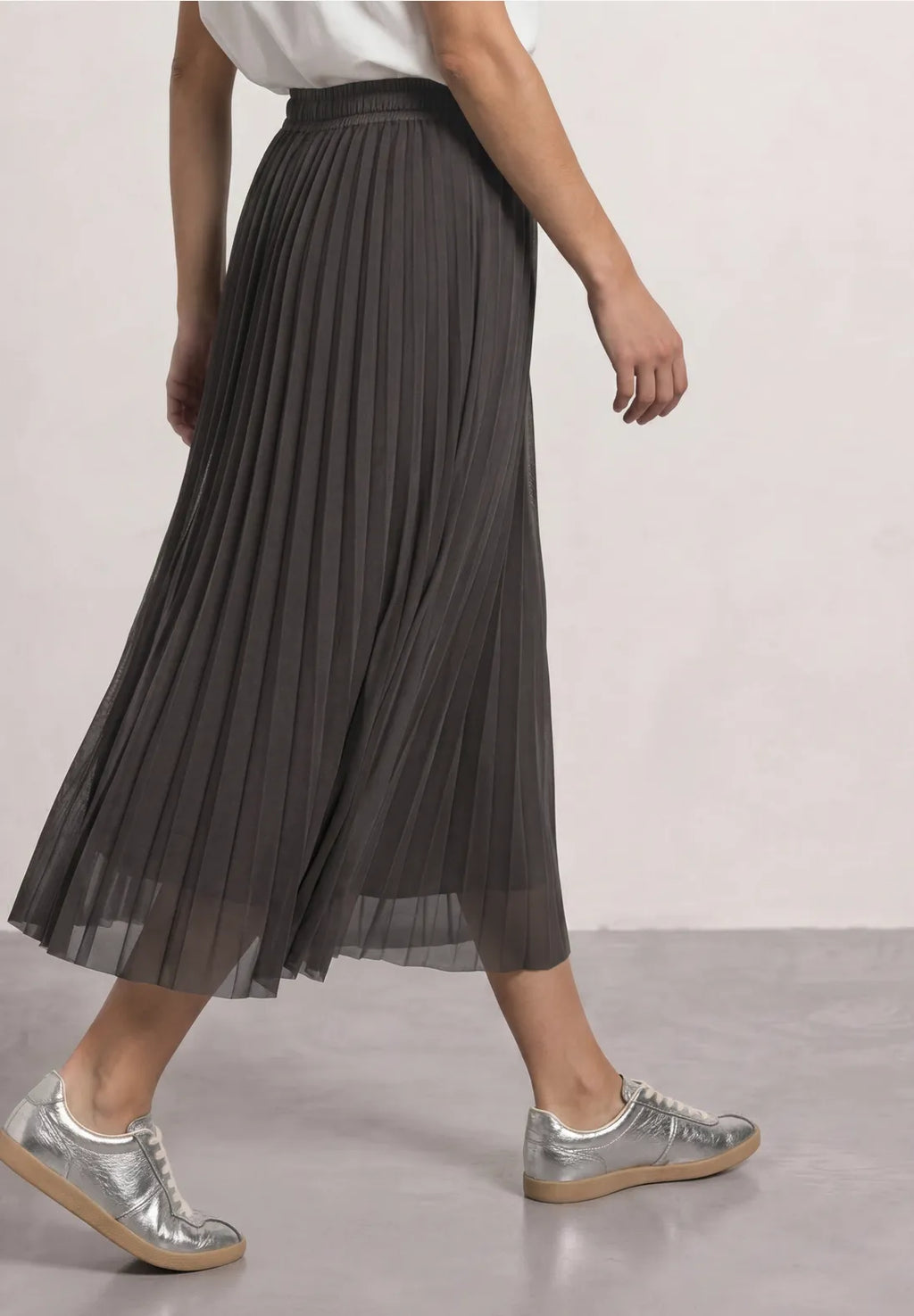 Street-one pleated skirt