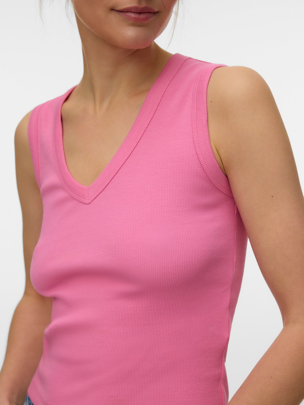 Vero Moda Chloe short deep v-neck top