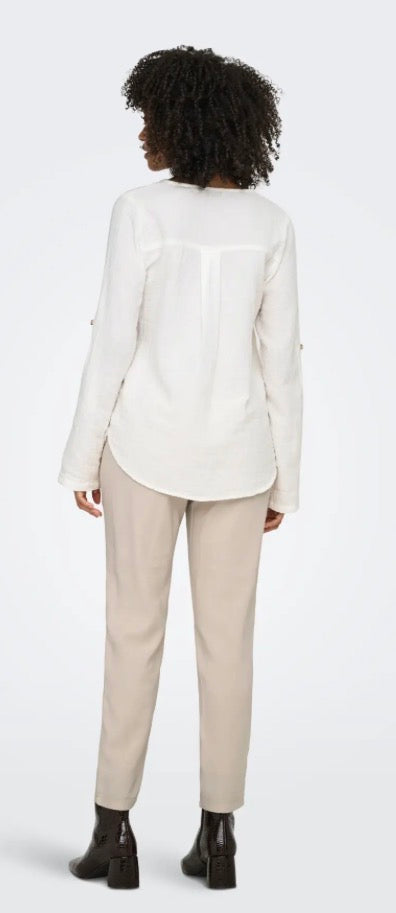 Only Thera v neck shirt