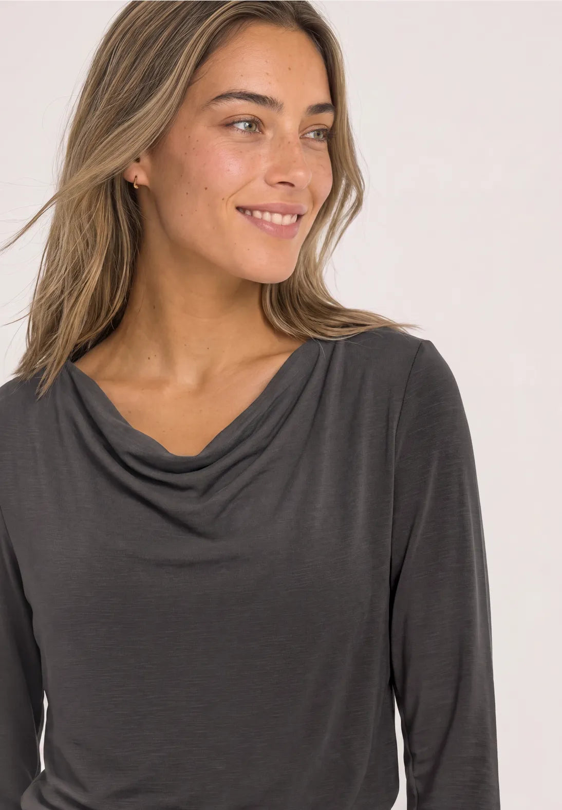 Street one Cowl neck ls top