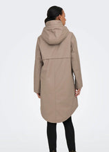 Load image into Gallery viewer, Only Sia Sally Raincoat
