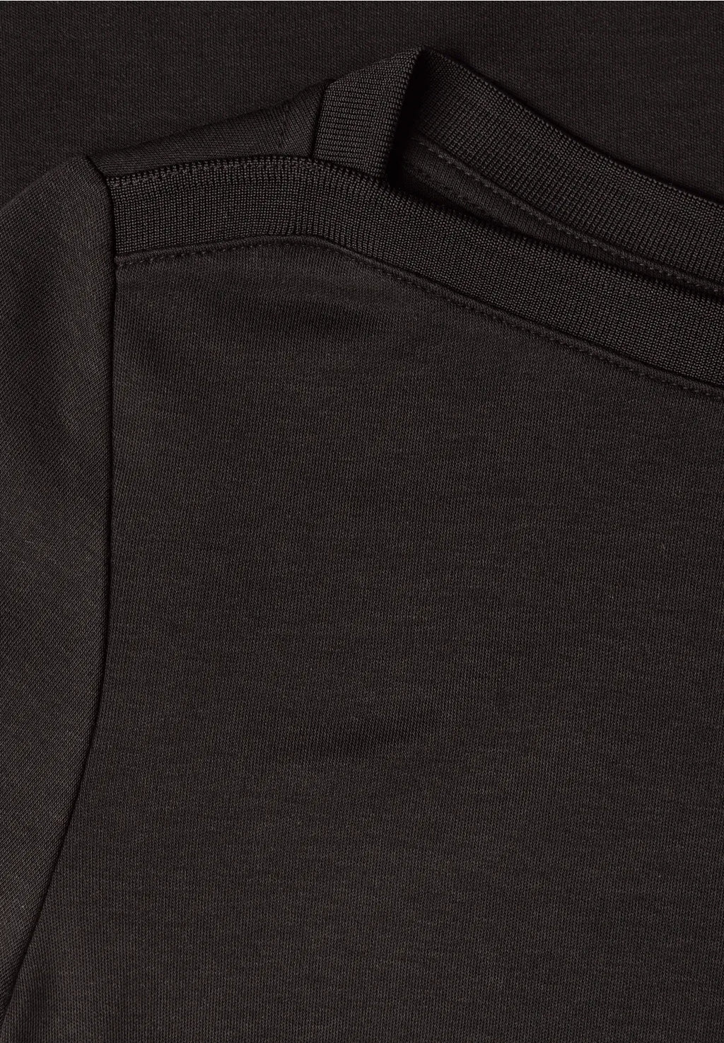 Street-one basic top with boat neck