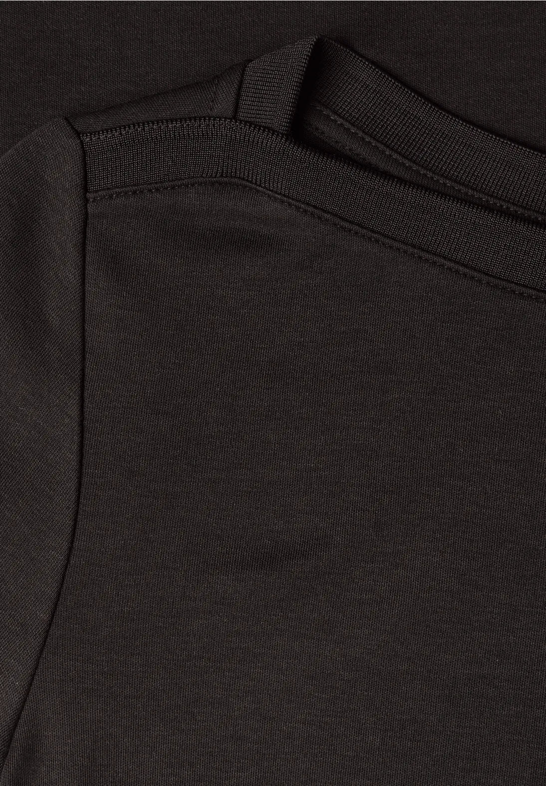 Street-one basic top with boat neck