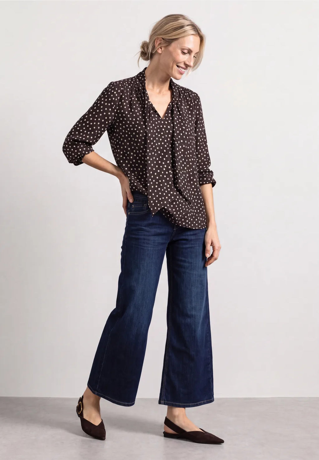 St-one poka dot blouse
